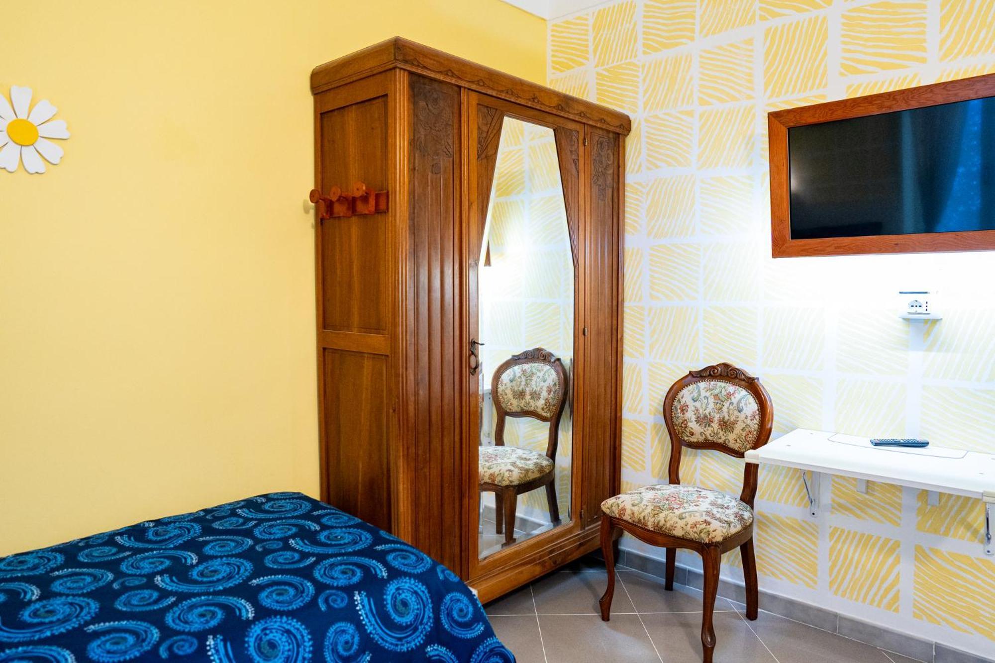Casa Stefi Sunremo - Parcheggio Privato, 500 Mt Dalla Spiaggia San Remo Buitenkant foto